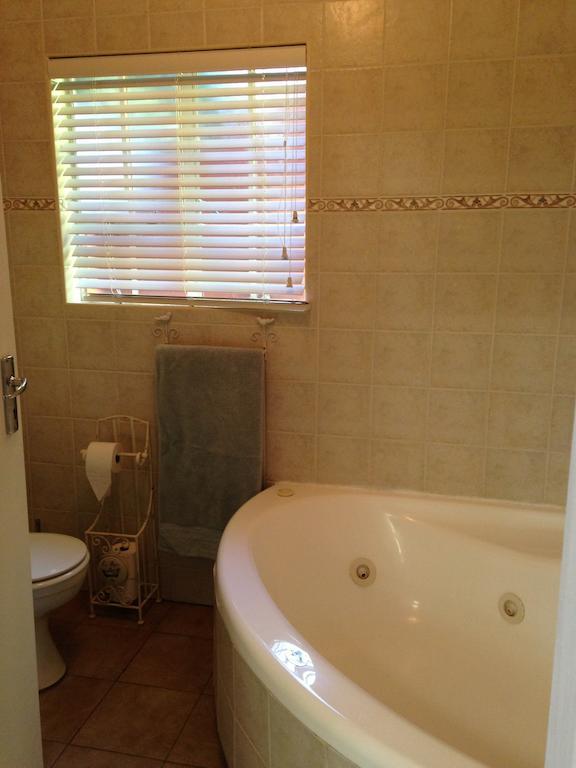 Anne'S Place Potchefstroom Room photo
